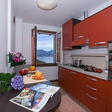 Borgo Maccagno Viola Apartmán