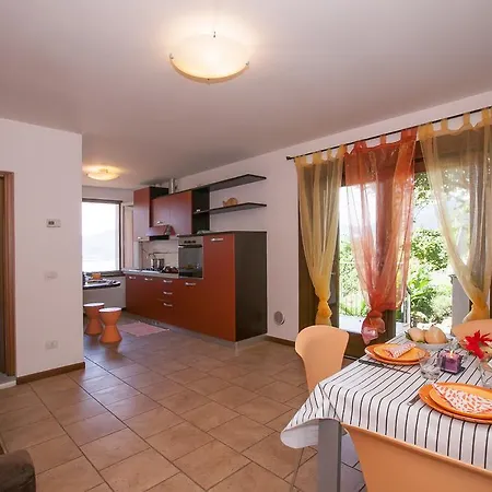 Apartmán Borgo Maccagno Viola *